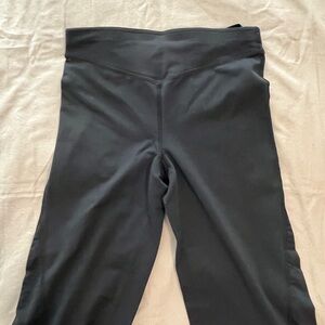 Athleta size medium yoga pant